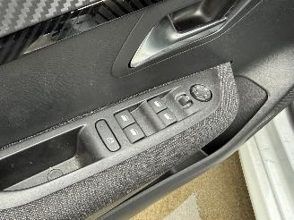 Peugeot 208 1.2 PureTech 75 Styl -AIRCO-PDC picture 13