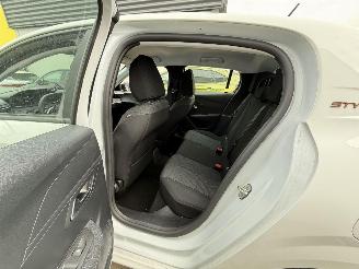 Peugeot 208 1.2 PureTech 75 Styl -AIRCO-PDC picture 9