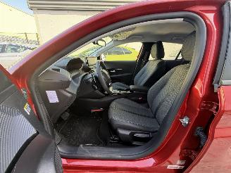 Peugeot 208 1.2 Hybrid 110 e-DCS6 Allure-CAMERA-NAVI-CLIMA picture 8