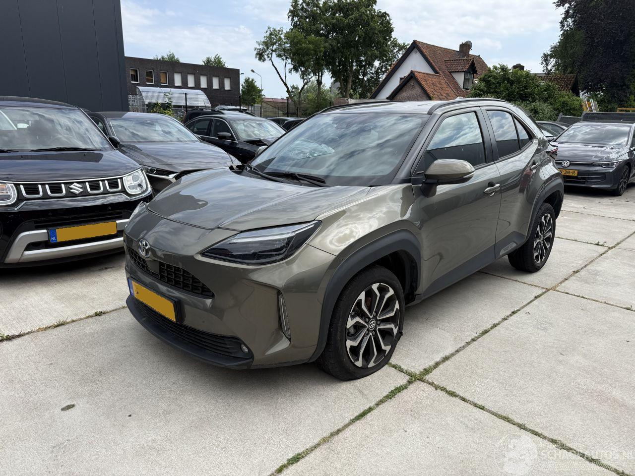 Toyota Yaris Cross 1.5 HYBRID DYNAMIC-NAVI-PDC-CAMERA