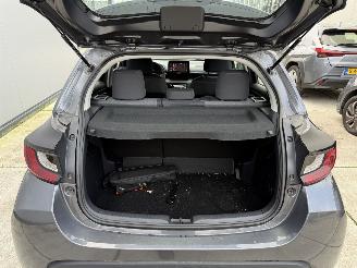Toyota Yaris 1.5 HYBRID 141 PK-CAMERA-PDC-NAVI-CRUISE picture 10