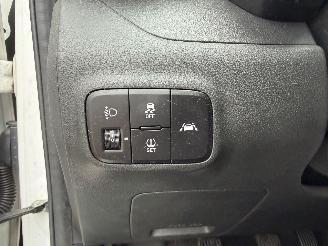 Hyundai I-10 1.0 Comfort 67 PK -AIRCO-PDC-CRUISE picture 14