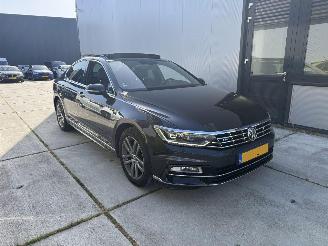 Volkswagen Passat 1.5 TSI Highline Business R-DSG-LEDER-CAMERA-PANO picture 2