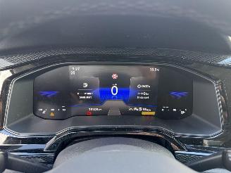 Volkswagen Taigo 1.0 TSI Life EDITION -CAMERA-NAVI-PDC-CRUISE-KEYLESS picture 19
