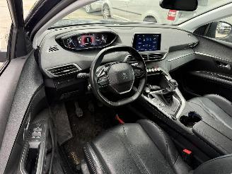 Peugeot 5008 1.2 PureTech Bleu Lease Premium -CAMERA-NAVI-LEDER-CRUISE picture 3