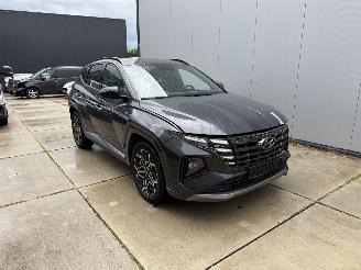Schadeauto Hyundai Tucson 1.6 T-GDI HEV Comfort-CLIMA-PDC-CRUISE-CAMERA-NAVI 2023/11