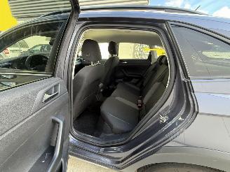 Volkswagen Taigo 1.0 TSI Life EDITION-NAVI-PDC-CAMERA-KEYLESS picture 10
