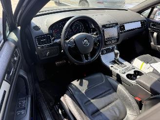 Volkswagen Touareg 3.0 TDI HIGHLINE-  4X4  LEDER-PANO-CAMERA-PDC picture 3