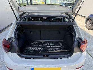 Volkswagen Polo 1.0 TSI Life Business NAVI - PDC - LED - CLIMA - ACC picture 10