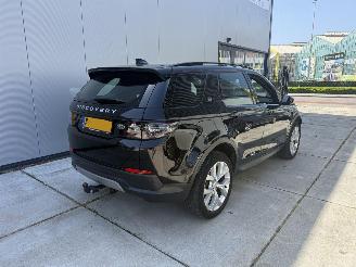 Land Rover Discovery Sport P300e 1.5 R-Dynamic SE PANO - CAMERA - LED - KEYLESS picture 5