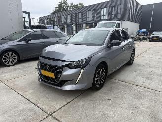 Avarii autoturisme Peugeot 208 1.2 PureTech Allure Pack AUTOMAAT - NIEUWE DISTRIBUTIE - NAVI - CAMERA - LED 2022/7