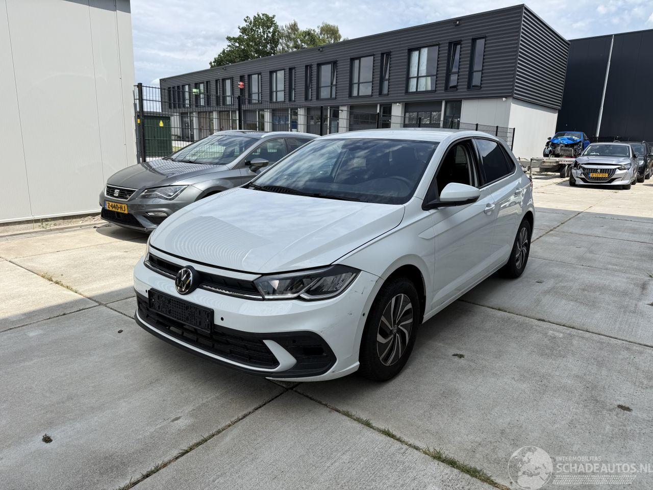 Volkswagen Polo 1.0tsi LIFE NAVI - CAMERA - PDC