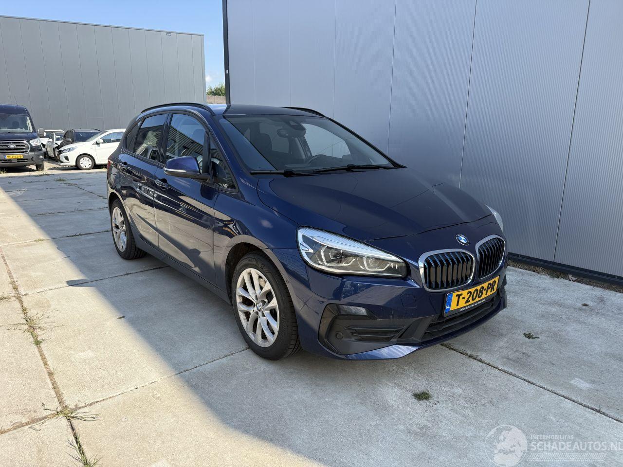 BMW 2-serie 225xe iPerformance High Exe HUD - NAVI - LED