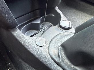 Dacia Logan 0.9 TCe LPG-G3 SL Royaal 90PK - CAMERA - NAVI picture 18