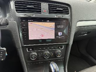Volkswagen Golf E-GOLF WARMTEPOMP - LED - CRUISE - NAVI - 136PK picture 18