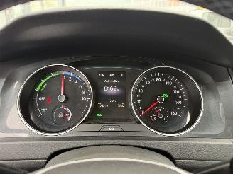 Volkswagen Golf E-GOLF WARMTEPOMP - LED - CRUISE - NAVI - 136PK picture 17