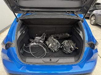 Peugeot 308 1.6 HYBRID 180 Allure Pack Business -NAVI-PDC-CLIMA-CAMERA picture 10