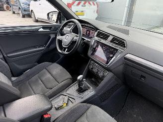 Volkswagen Tiguan 1.5 TSI ACT Highline Business R PANO - CAMERA - VIRTUAL picture 6