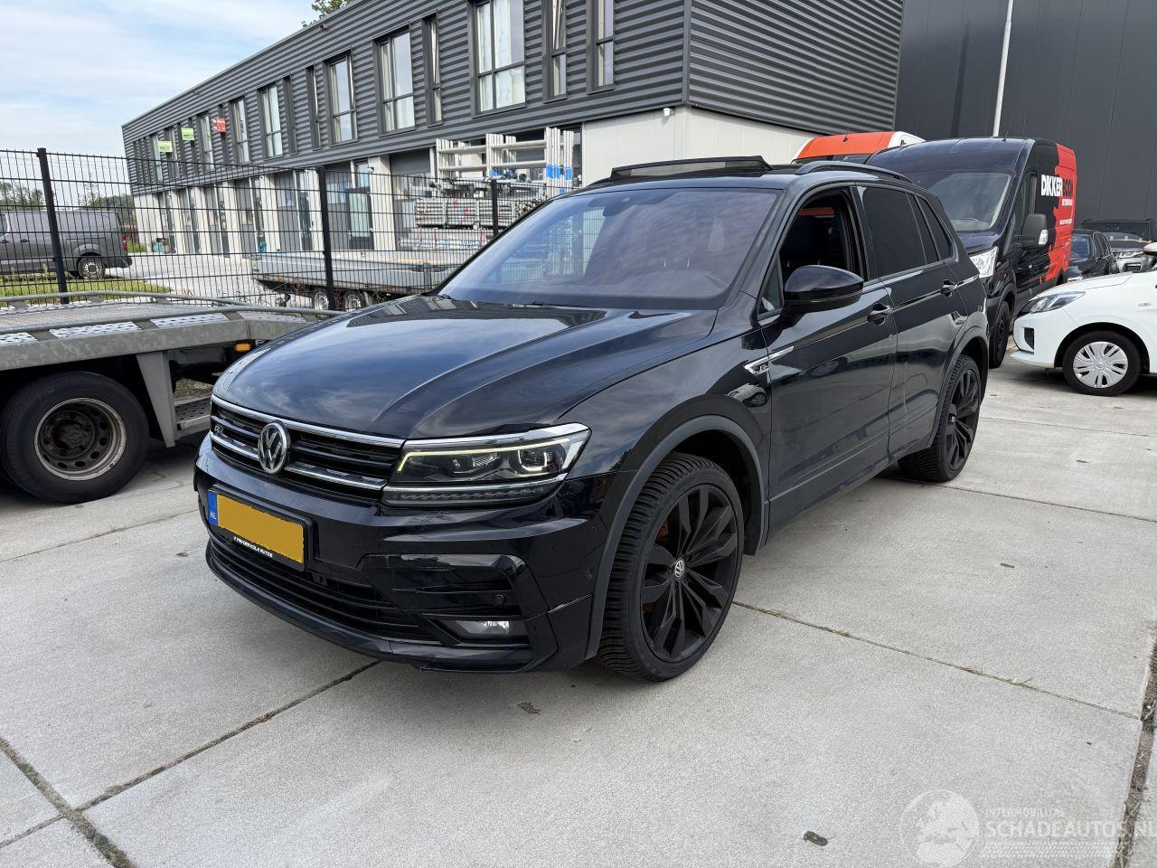 Volkswagen Tiguan 1.5 TSI ACT Highline Business R PANO - CAMERA - VIRTUAL
