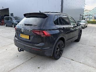Volkswagen Tiguan 1.5 TSI ACT Highline Business R PANO - CAMERA - VIRTUAL picture 5