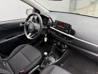 Kia Picanto 1.0 DPI Comfortline -AIRCO-67 PK picture 6