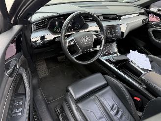 Audi E-tron 55Quatro 95 kWh 360 CAMERA-NAVI-LEDER-PANO-408 PK picture 3