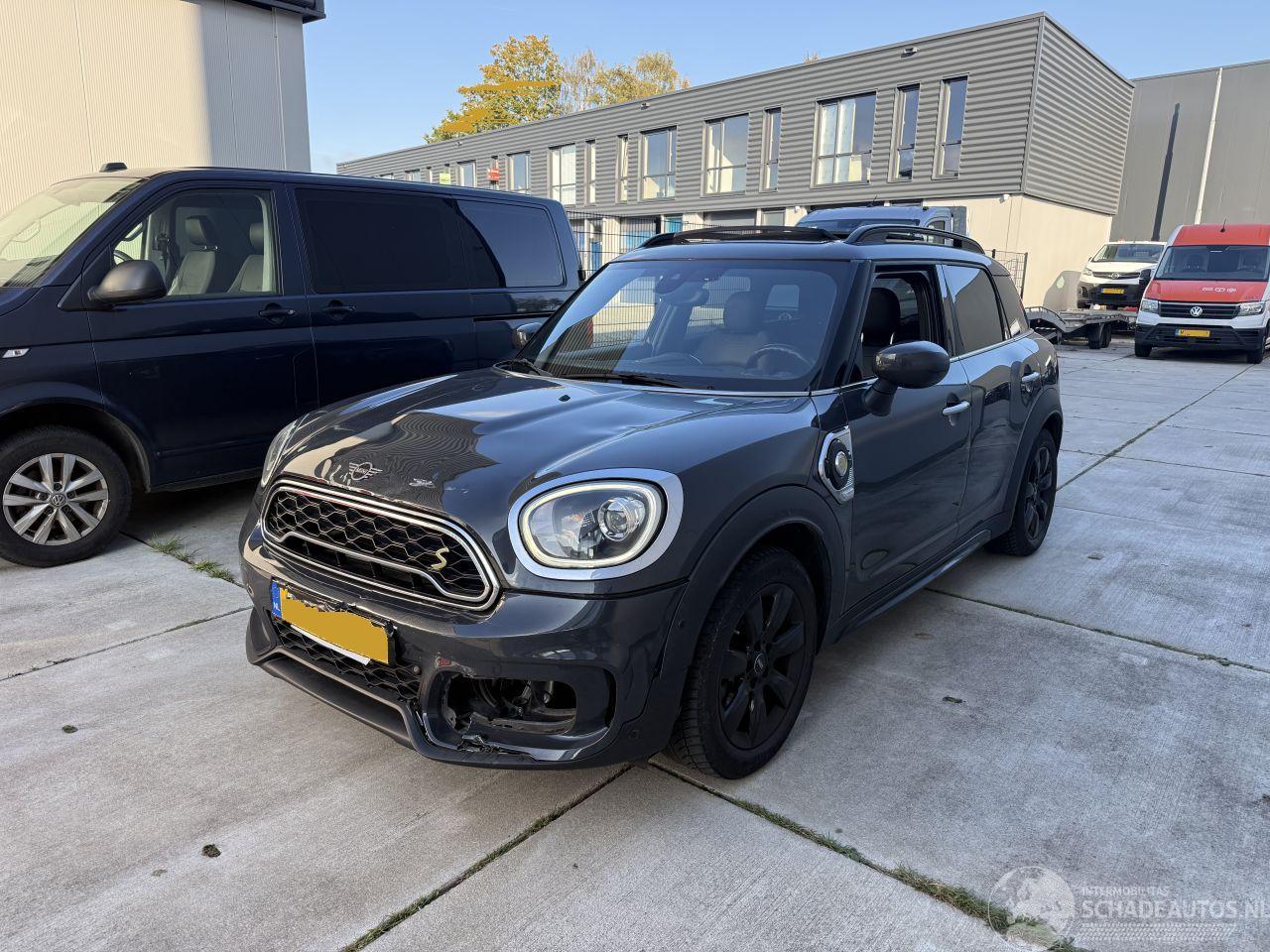 Mini Countryman 1.5 Cooper S E ALL4 Chili PLUG IN HYBRID -AUTOMAAT-PANO-LEDER-CAMERA
