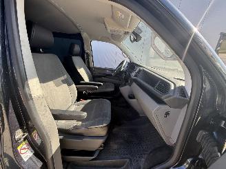 Volkswagen Transporter 2.0 TDI DSG7 KOMBI 150 PK 7-PERSOONS-NAVI-CLIMA picture 14