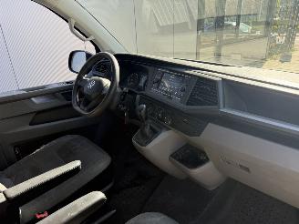 Volkswagen Transporter 2.0 TDI DSG7 KOMBI 150 PK 7-PERSOONS-NAVI-CLIMA picture 6