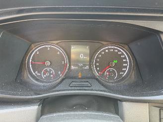 Volkswagen Transporter 2.0 TDI DSG7 KOMBI 150 PK 7-PERSOONS-NAVI-CLIMA picture 17