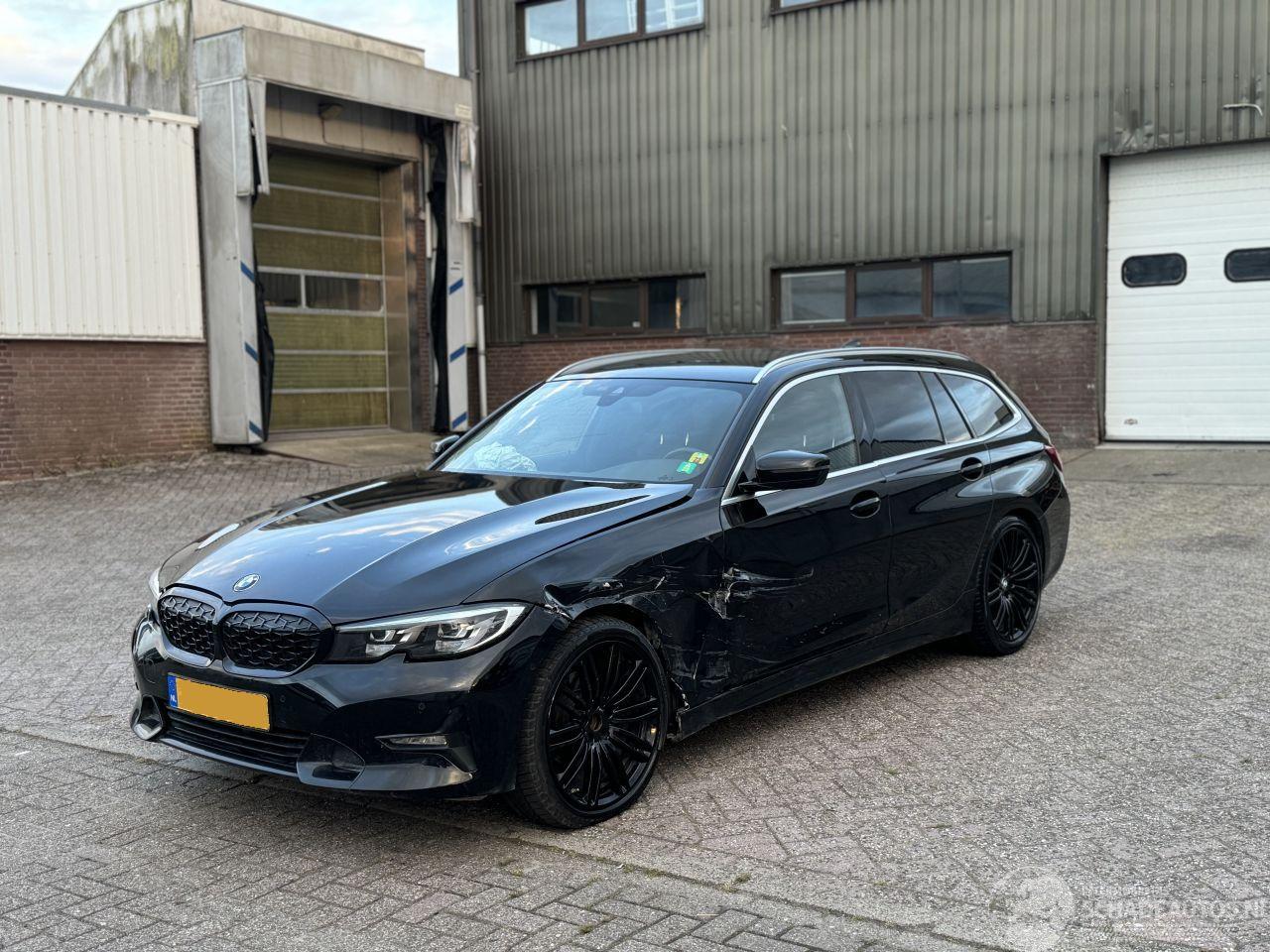 BMW 3-serie 320i High Executive Automaat