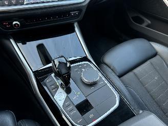 BMW 3-serie 320i High Executive Automaat picture 14