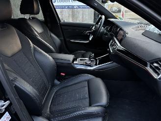 BMW 3-serie 320i High Executive Automaat picture 10