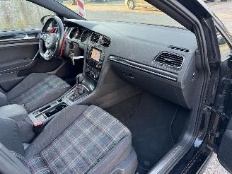 Volkswagen Golf 2.0 TSI GTI Dsg Pano picture 9