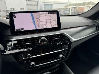 BMW 5-serie 530D 286Pk M-Pakket High Executive Pano picture 11