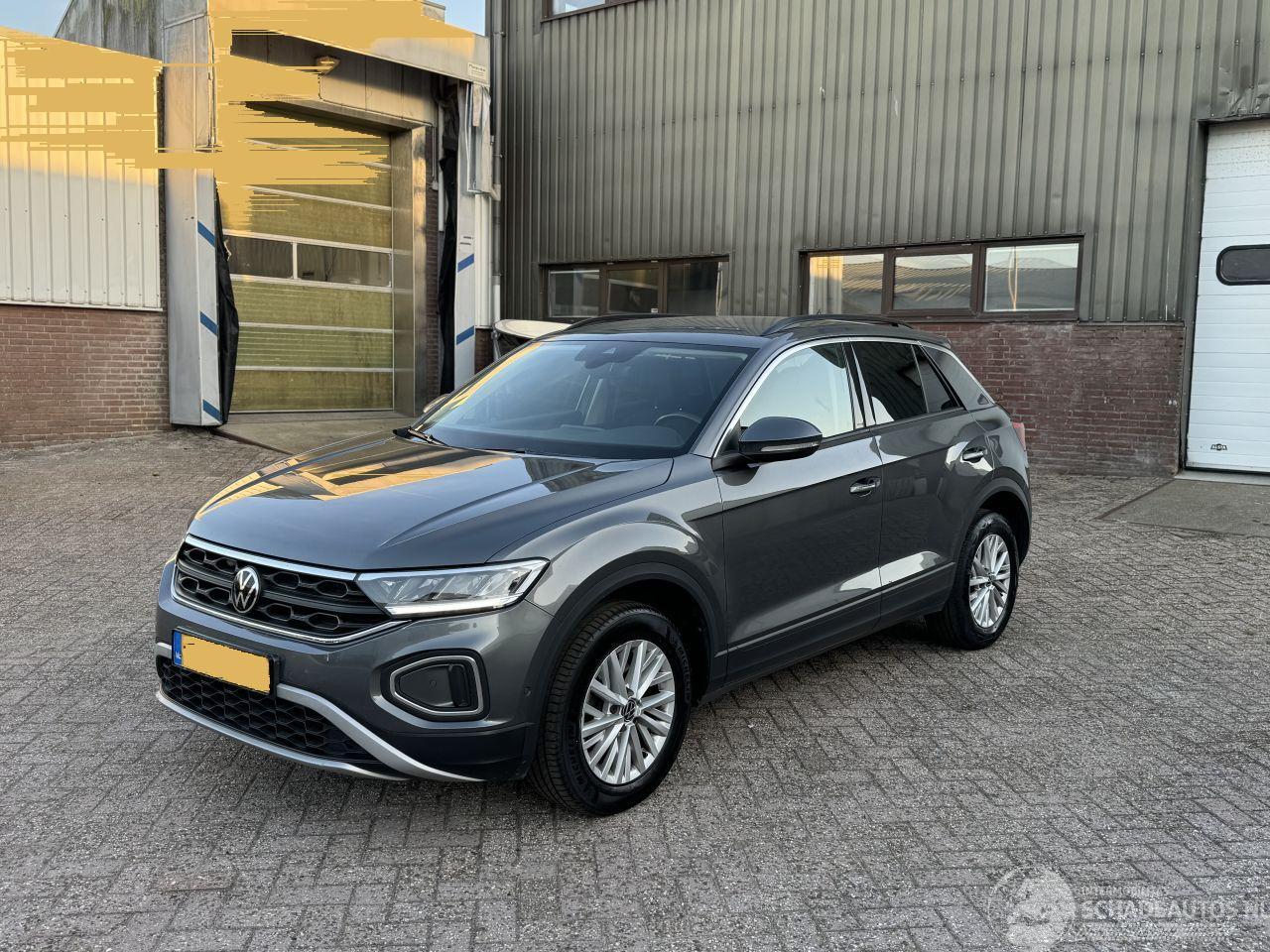 Volkswagen T-Roc 1.5 TSI 150Pk DSG Life Virtual Cockpit