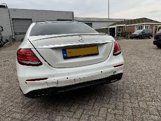 Mercedes E-klasse 43 AMG 4Matic Prestige Plus Pano 360Camera Sfeerverlichting KM Aantoonbaar! picture 24