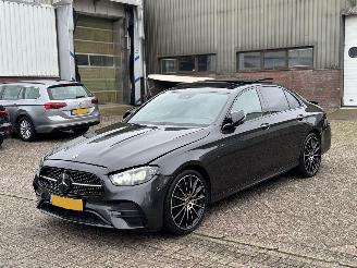 Voiture accidenté Mercedes E-klasse 300e AMG Pakket Pano 360Camera Burnmester Memory Orgineel Nederlands NAP ! 2020/9