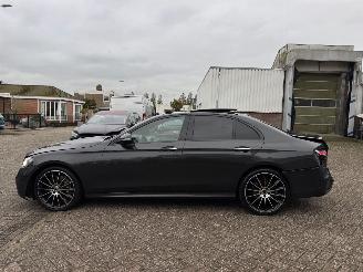 Mercedes E-klasse 300e AMG Pakket Pano 360Camera Burnmester Memory Orgineel Nederlands NAP ! picture 3
