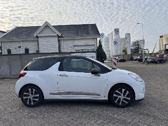 Citroën DS3 1.4 e-HDI Chic Automaat Navi Geen Schade picture 5