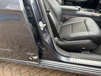 Mercedes E-klasse 200 Ambition Avantgarde Schuifdak picture 14