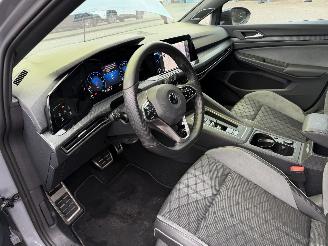 Volkswagen Golf 1.5 eTSI DSG R-Line Pano Harman Kardon picture 9