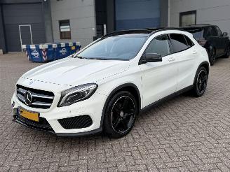Schadeauto Mercedes GLA 200 Cdi Automaat AMG Pakket Pano 2014/4