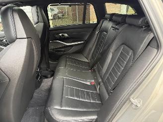 BMW 3-serie M340i Xdrive 374Pk Pano Kuistoelen Harman Kardon Head-Up picture 18