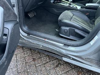 Audi A4 Avant 40 TFSI S-Line Pano Virtual Cockpit Facelift picture 19