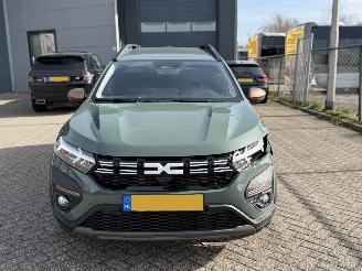 Dacia Jogger 1.6 Hybrid Automaat 140Extreme 7Persoons NAP Nederlandse Auto picture 2