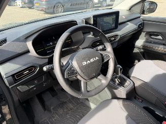 Dacia Jogger 1.6 Hybrid Automaat 140Extreme 7Persoons NAP Nederlandse Auto picture 8