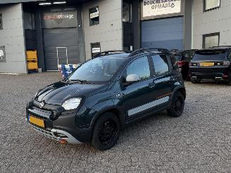 Unfallwagen Fiat Panda 1.0 Hybrid Garmin Cross NAP Nederlandse Auto 2022/10