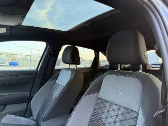 Volkswagen Taigo 1.0 TSI DSG R-Line Pano picture 15