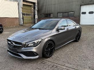damaged passenger cars Mercedes Cla-klasse 200D Automaat AMG Pakket 2018/2